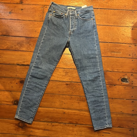 Levi’s size 27 high rise wedgie skinny jeans - Picture 4 of 5